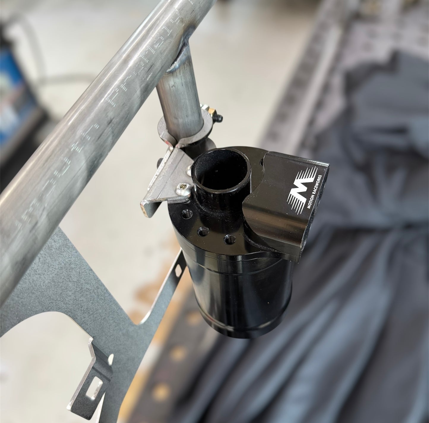 Breather Tank Mount